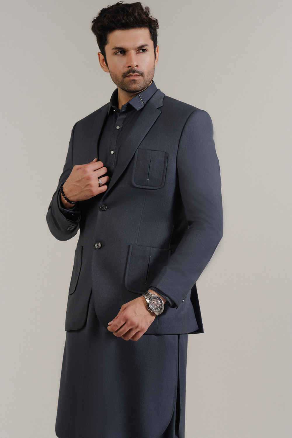 Executive Suiting ES-253